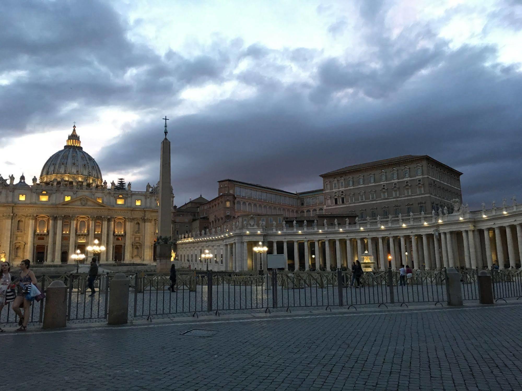 Sotto La Cupola Bed & Breakfast Rome Exterior photo